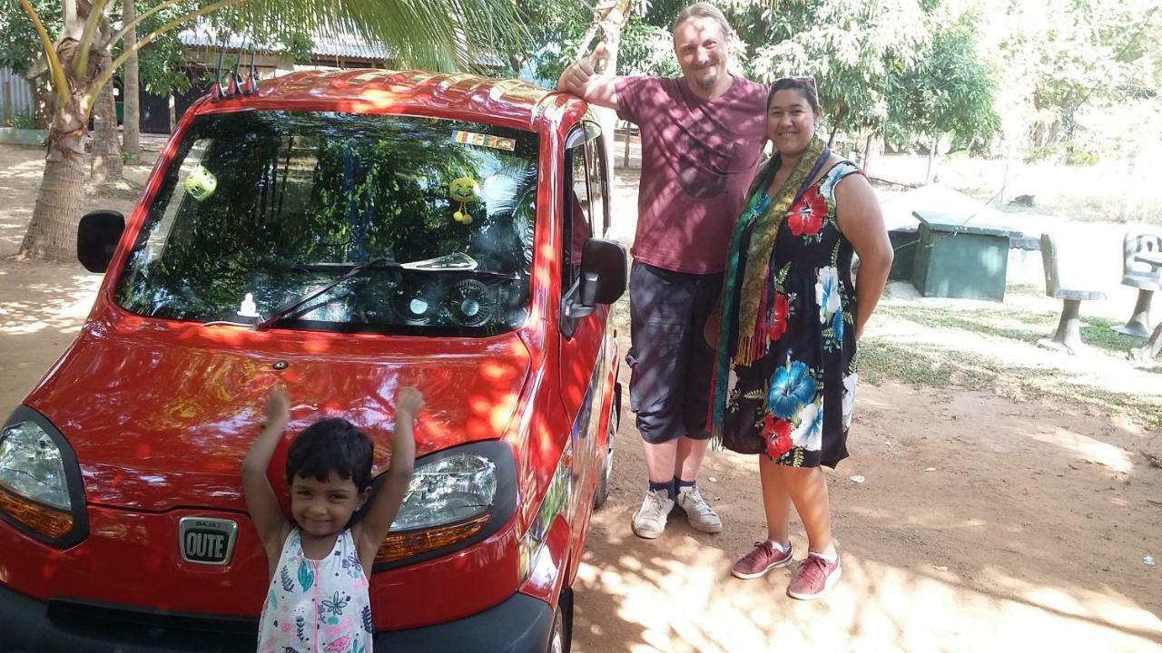 Niduwari Lake Homestay Dambulla Buitenkant foto